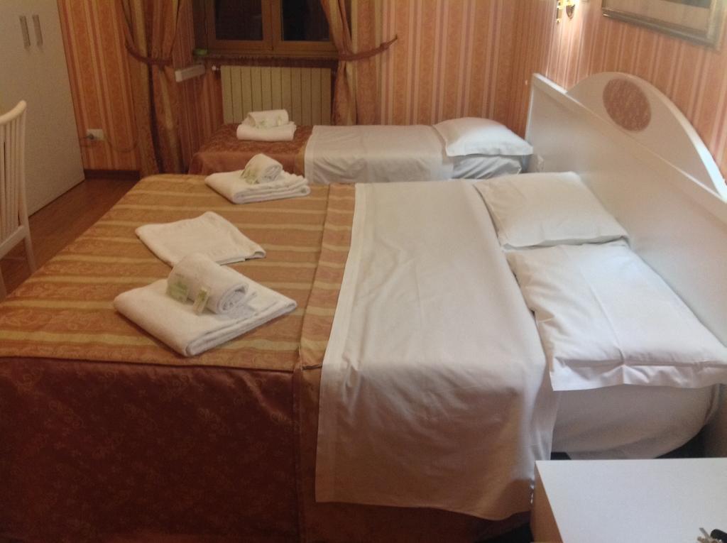 Rome Palace Hotel Bilik gambar